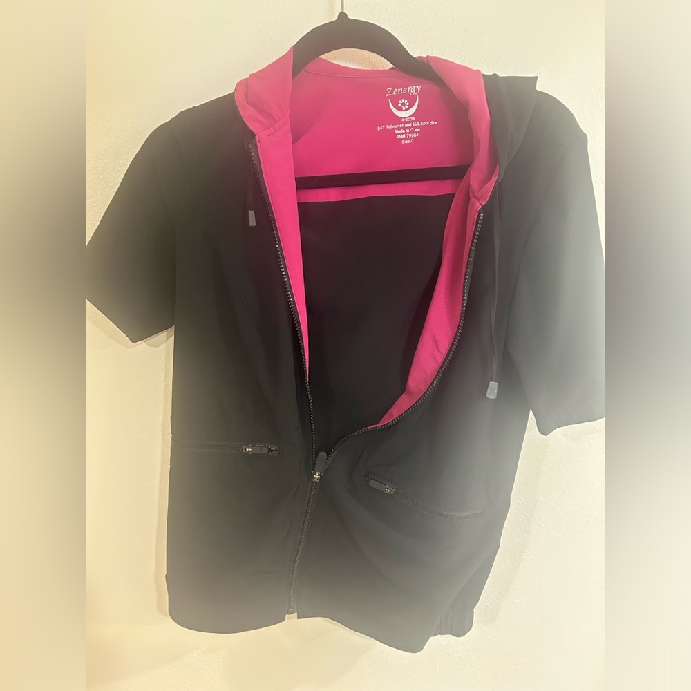 Zenergy from Chico’s short sleeve black jacket small